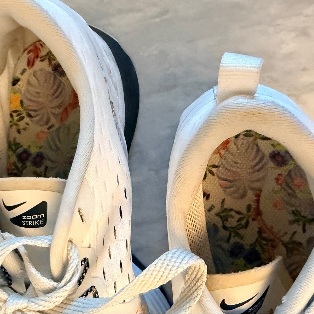 Nike White and Blue Floral Sneakers - Picture 8 of 9
